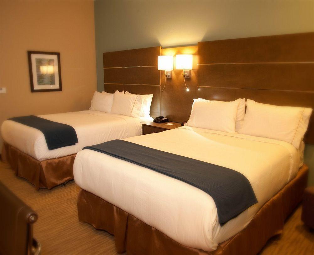 Holiday Inn Express And Suites Schulenburg By Ihg Eksteriør bilde